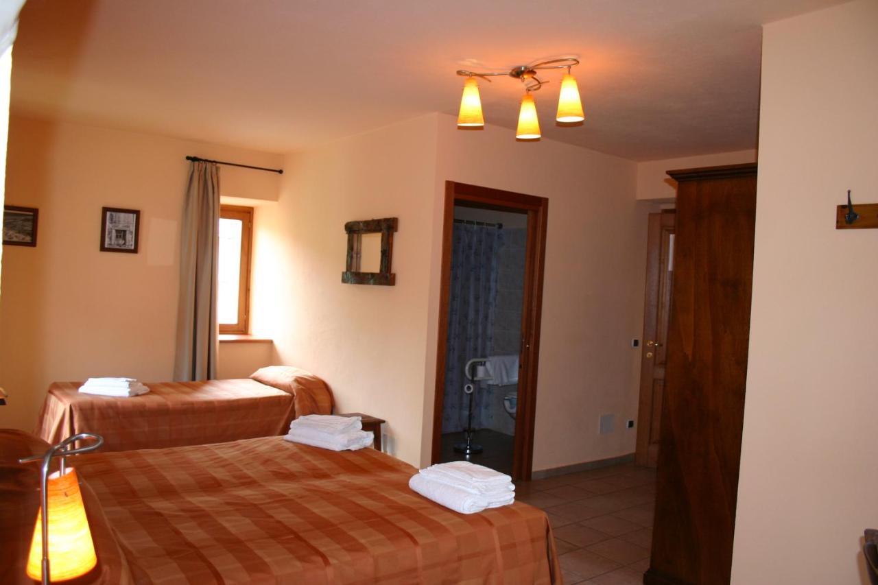 Hotel La Ginestra Чезана-Торинезе Экстерьер фото